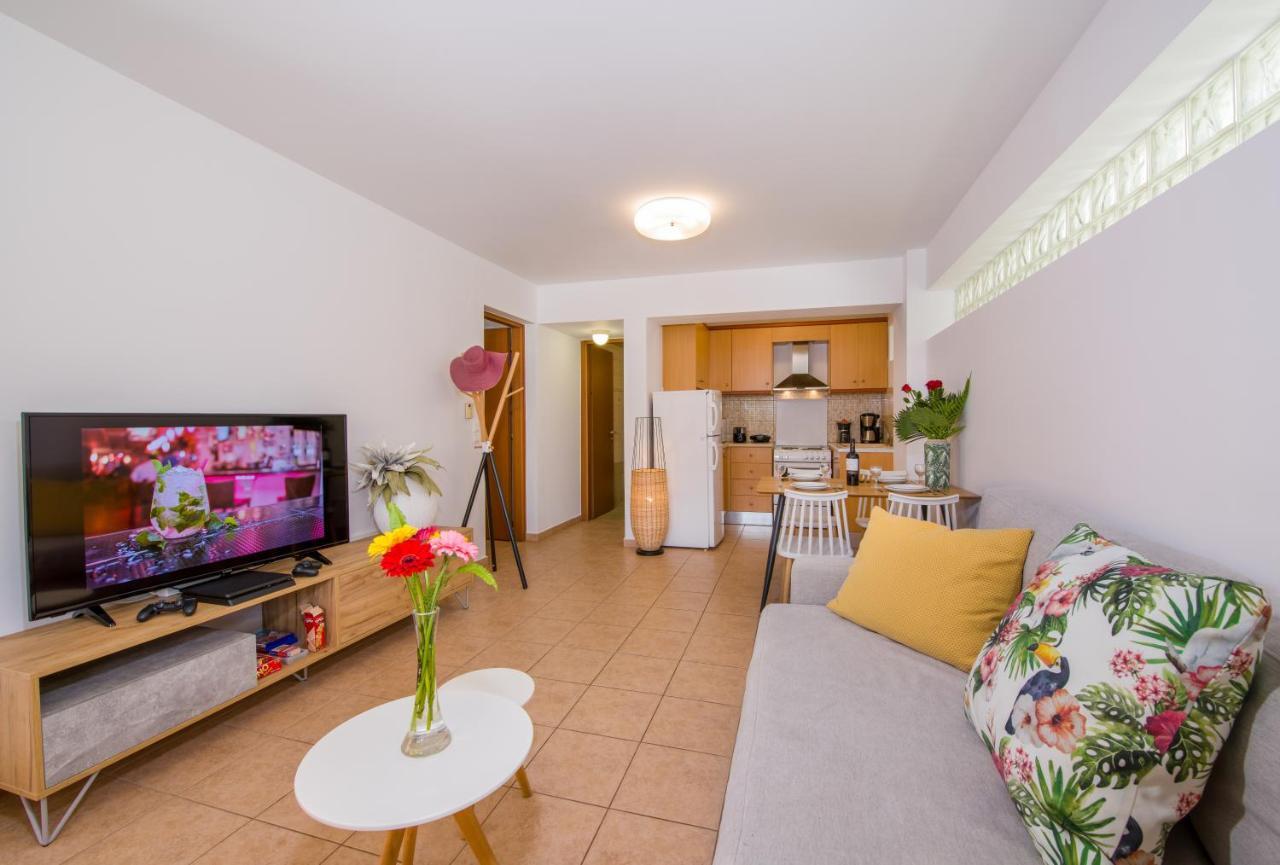 Manolia Dream Apartment 30M To The Beach Agia Marina  ภายนอก รูปภาพ